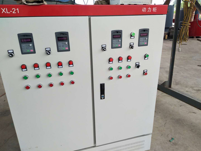 
生物質(zhì)燃燒機動力柜