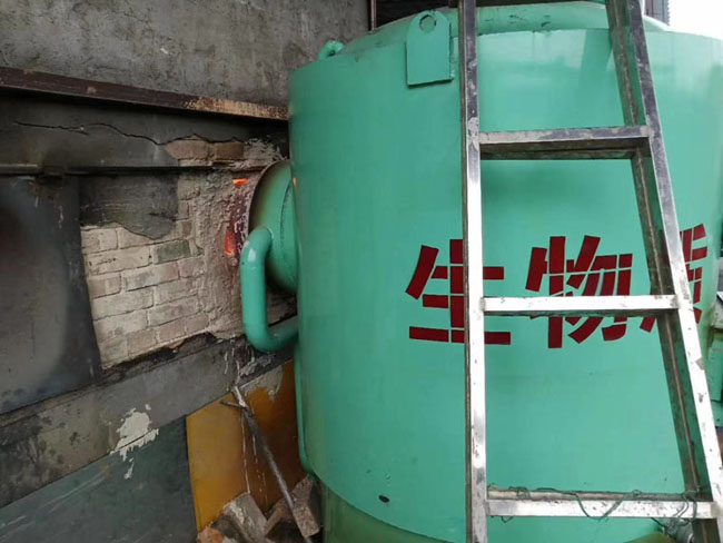 
生物質(zhì)顆粒燃燒機(jī)